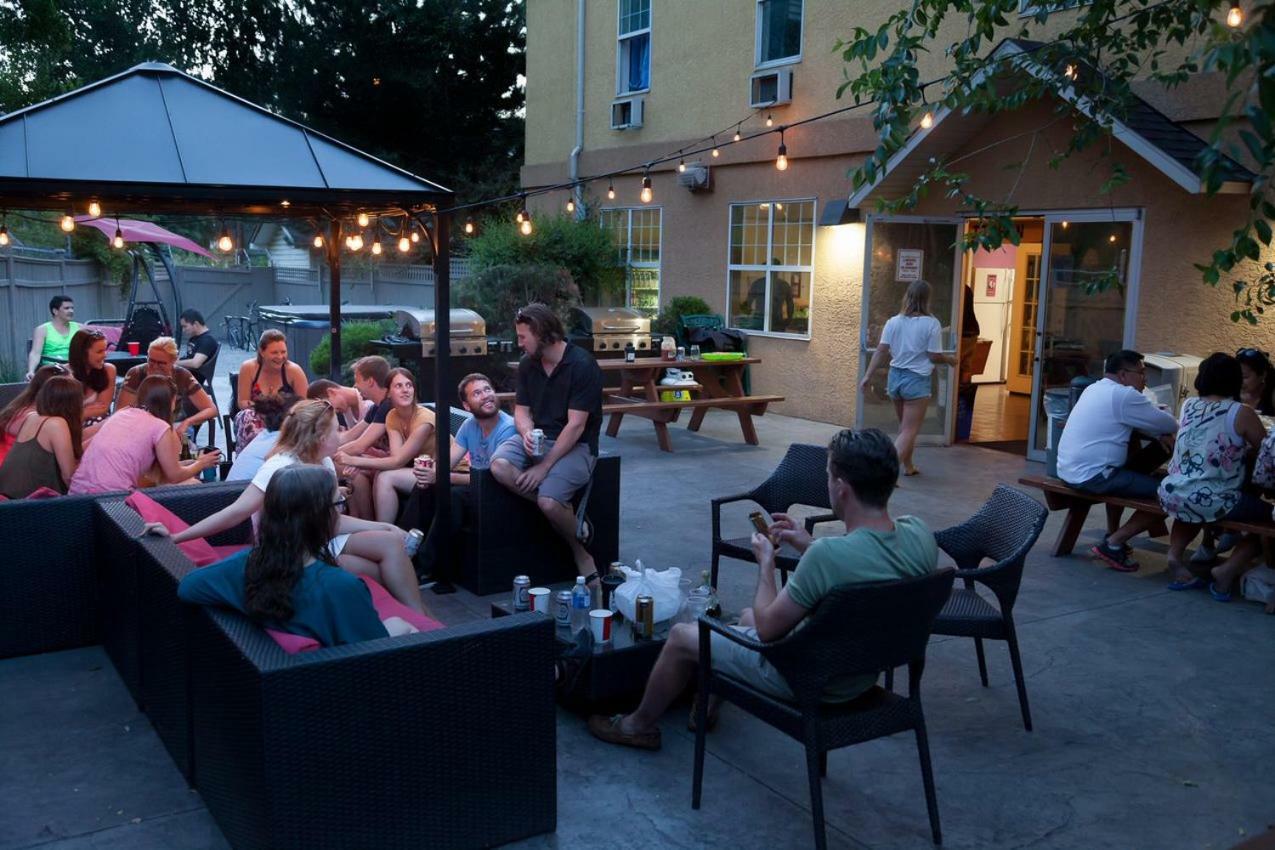 Hi Kelowna Hostel Экстерьер фото