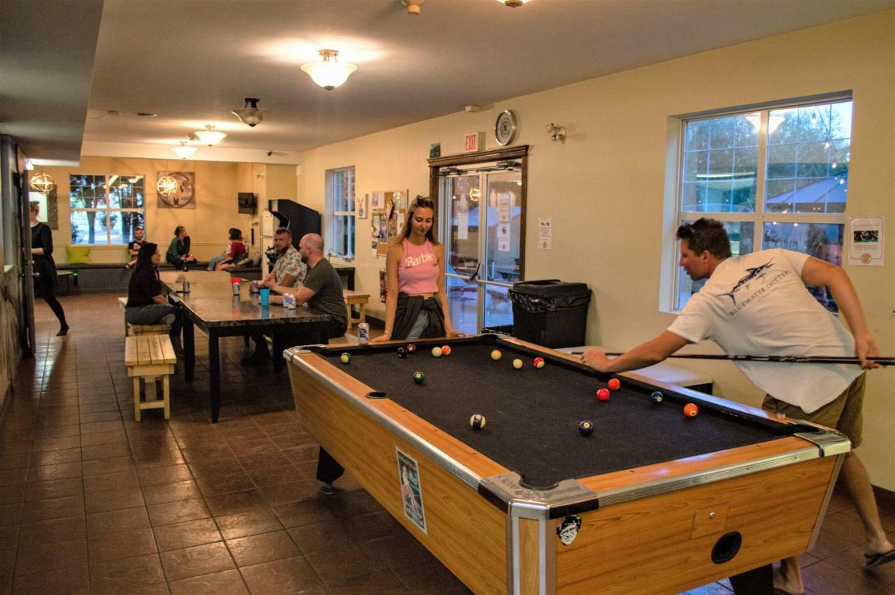 Hi Kelowna Hostel Экстерьер фото